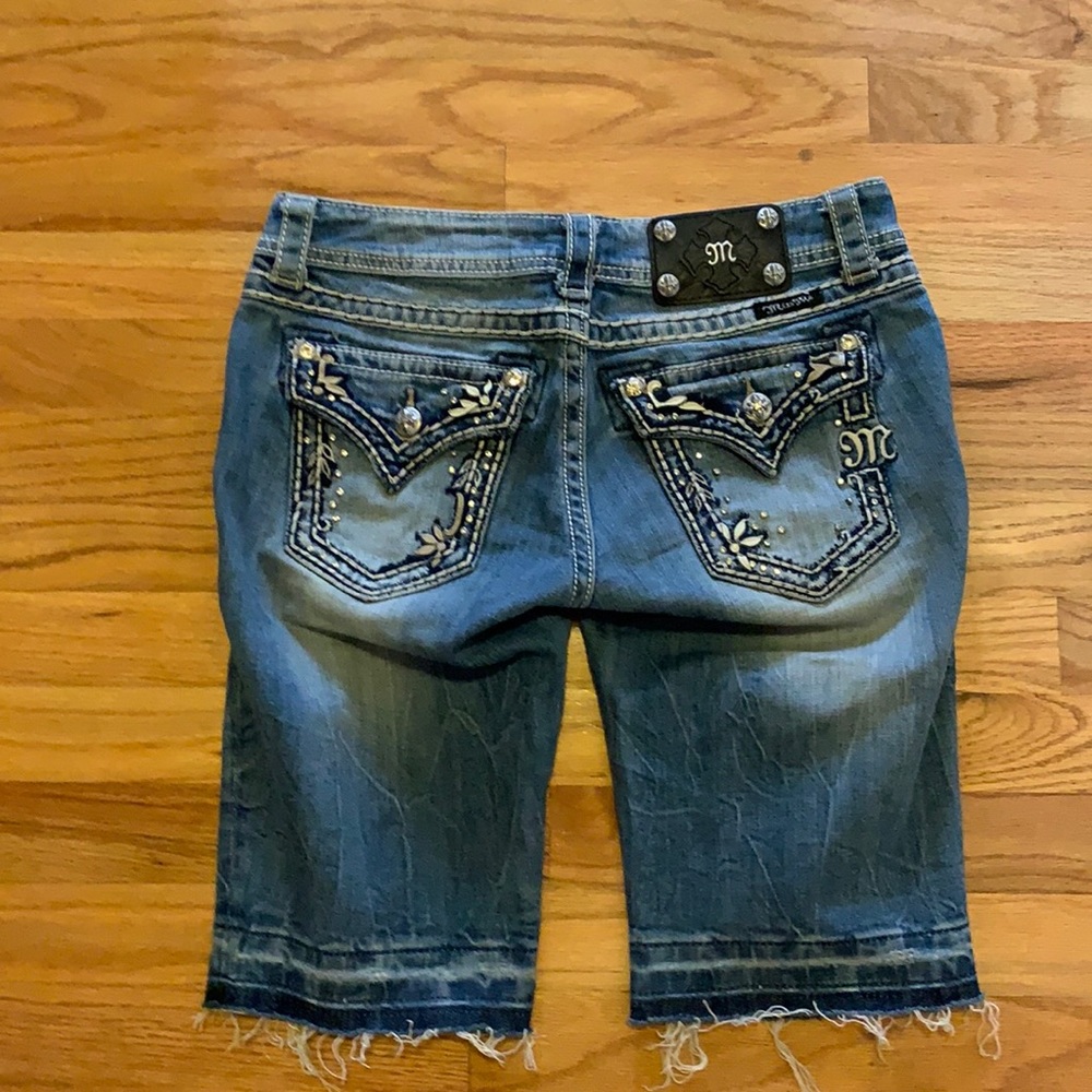 Miss me Jean Bermuda shorts